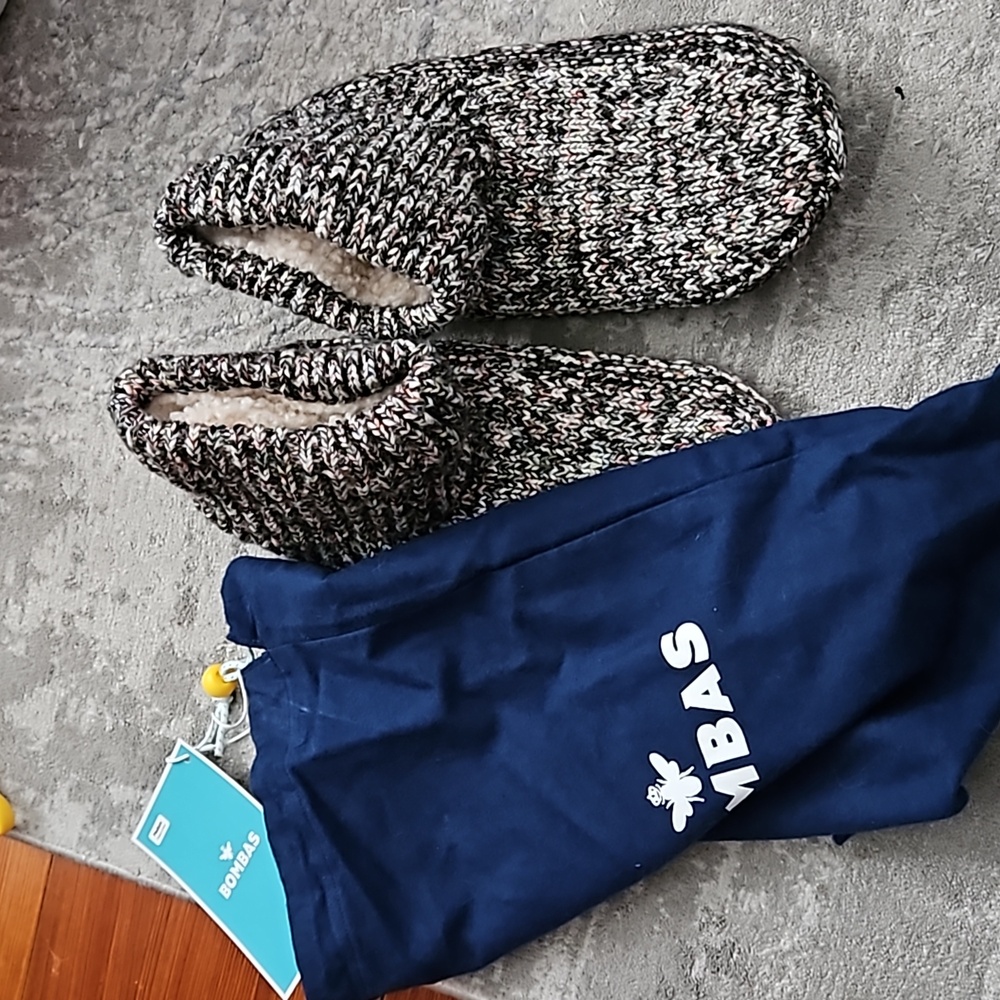 Bombas slippers brand new